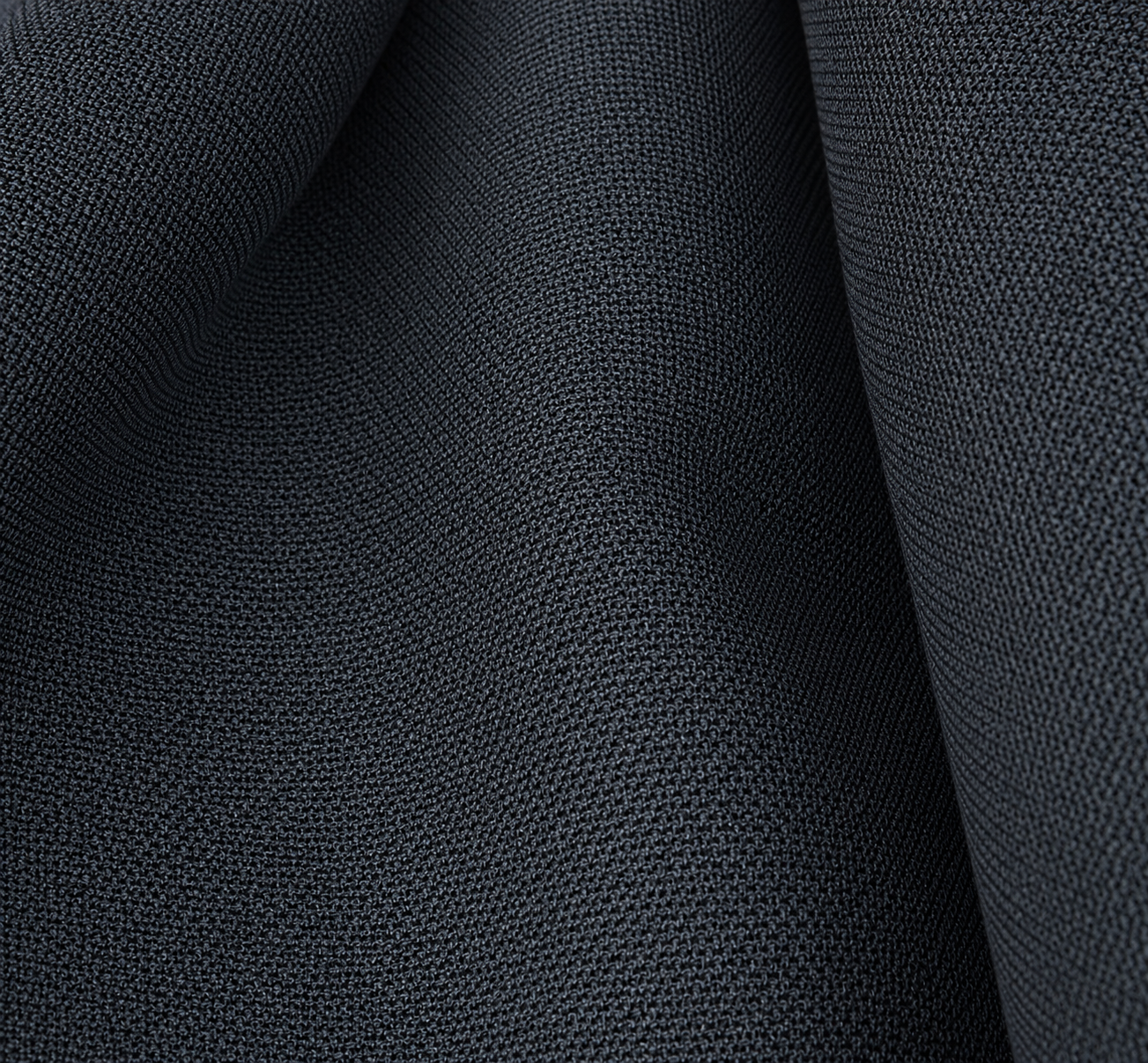 Swela 322 Salerno (vuscreen light soft FR) – B1 Screen-Gewebe | 300cm Breite fabricso